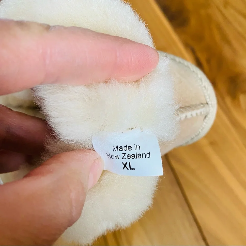 New Shearling Booties Baby Girls Size XL